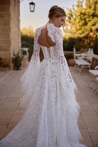 Daria Karlozi Style #08364 #3 backface vertical cropped thumbnail