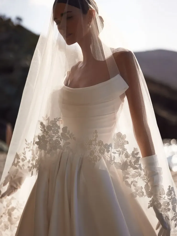 Milla Nova Coraline Veil Image