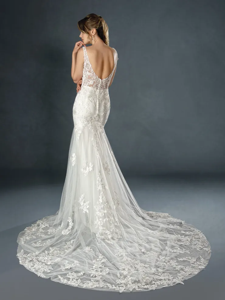 Stella Couture Style #23507
