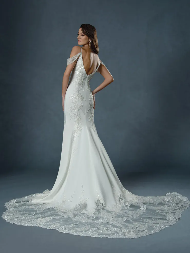 Stella Couture Style #24555