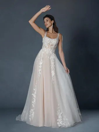 Stella Couture #1 frontface vertical thumbnail