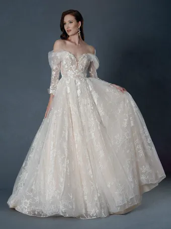 Stella Couture #1 frontface vertical thumbnail