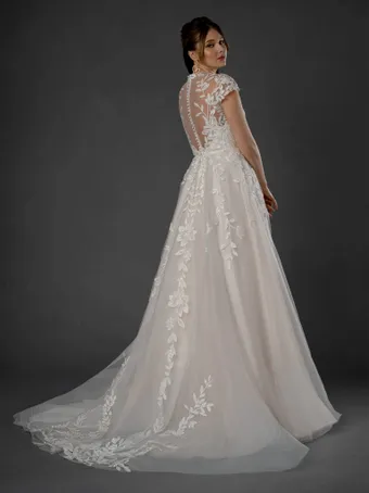 Stella Couture #1 default backface vertical thumbnail