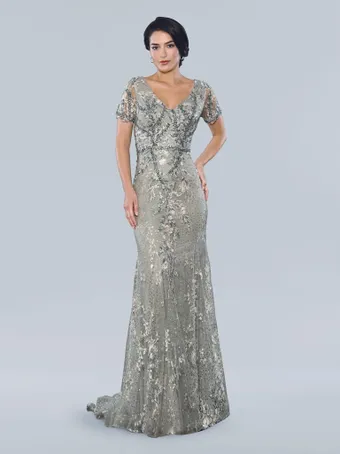 Stella Couture #22062 #2 frontface vertical thumbnail