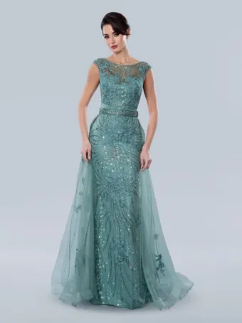 Stella Couture #1 frontface vertical thumbnail