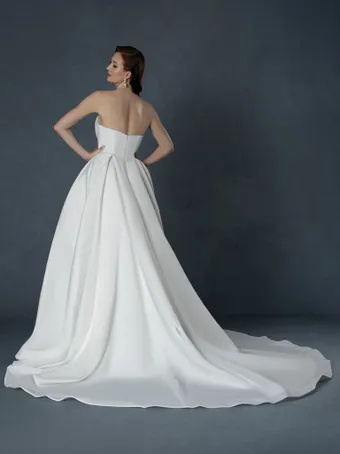 Stella Couture #2 backface vertical thumbnail