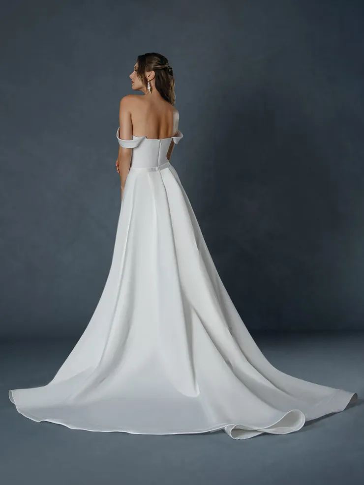 Stella Couture Style #25807