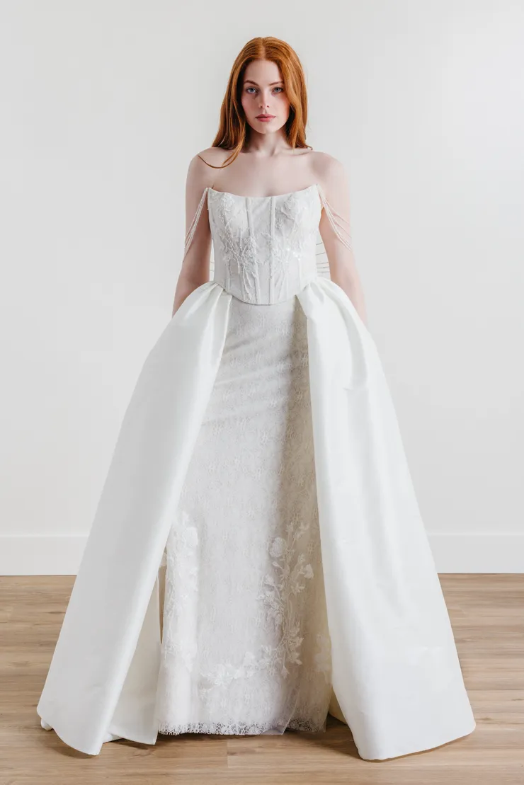 Willowby Goldie with Overskirt Default Thumbnail Image