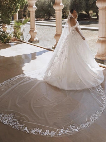 Enzoani Style #Vogue #2 backface vertical thumbnail