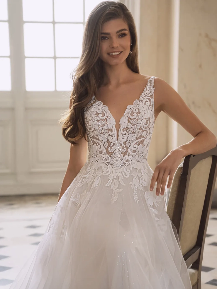 Étoile Style #Fonda #5 frontface vertical cropped picture