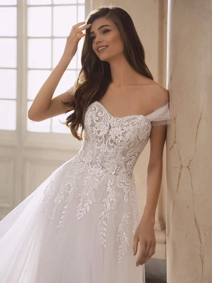 Étoile Style #Forest #5 frontface vertical cropped picture