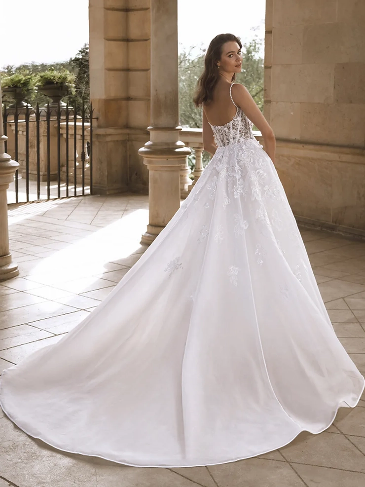 Privé Style #Fiza #1 default backface vertical picture