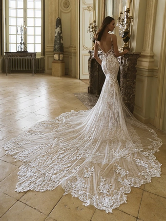 Élysée Style #Gem #4 default backface vertical thumbnail