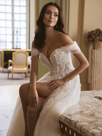 Élysée Style #Gina #6 frontface vertical cropped thumbnail