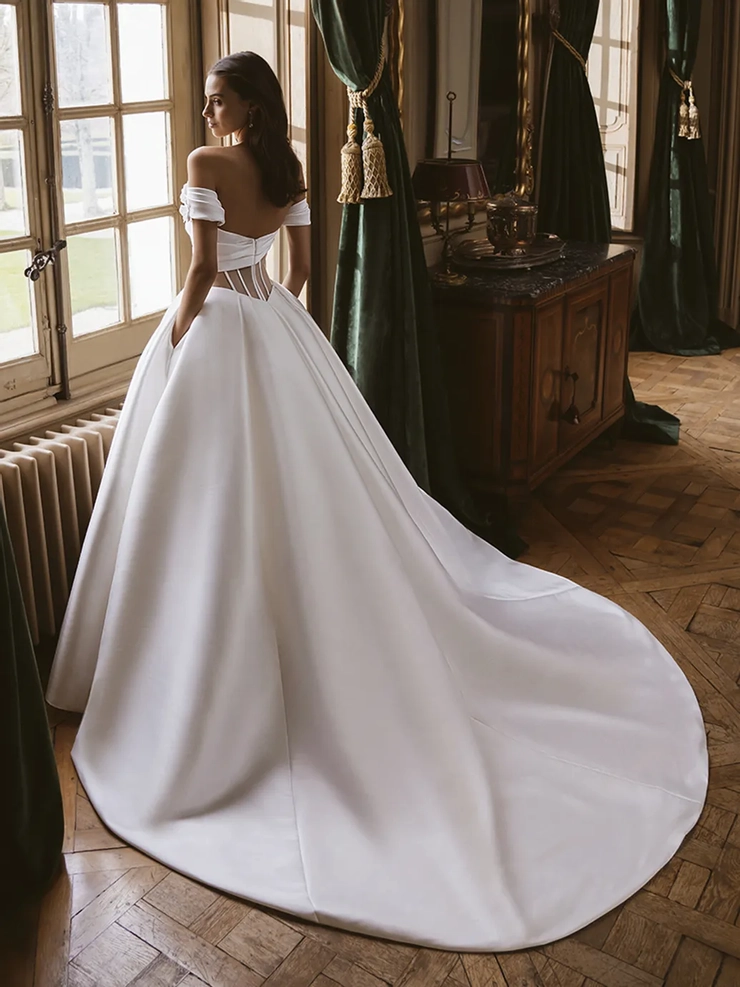 Élysée Style #Gwendolyn #1 backface vertical picture