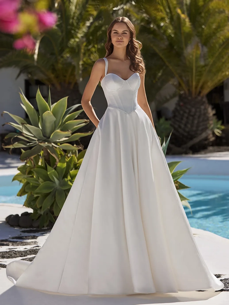 Enzoani Love  Emerald Default Image