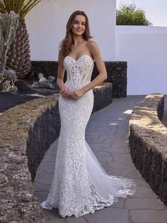 Enzoani Love  Estrella #1 frontface vertical thumbnail