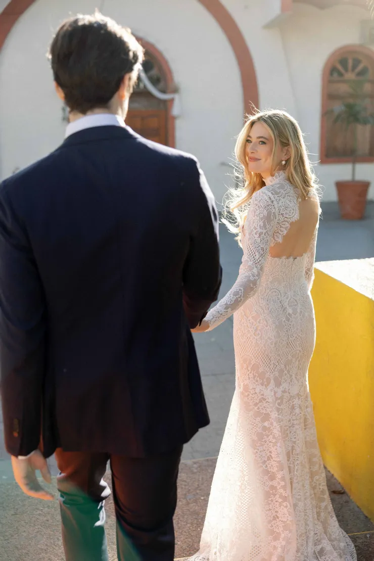 Wtoo by Watters Style #15134 Fili #32 backface vertical cropped picture