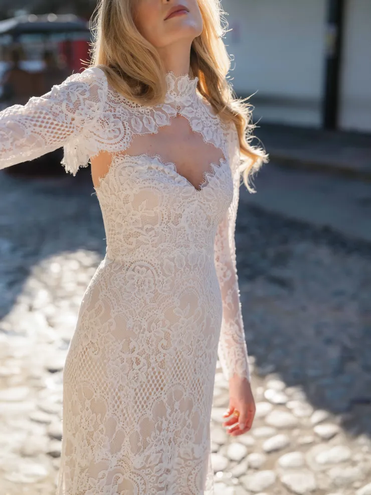 Wtoo by Watters Style #15134 Fili #26 frontface vertical cropped picture