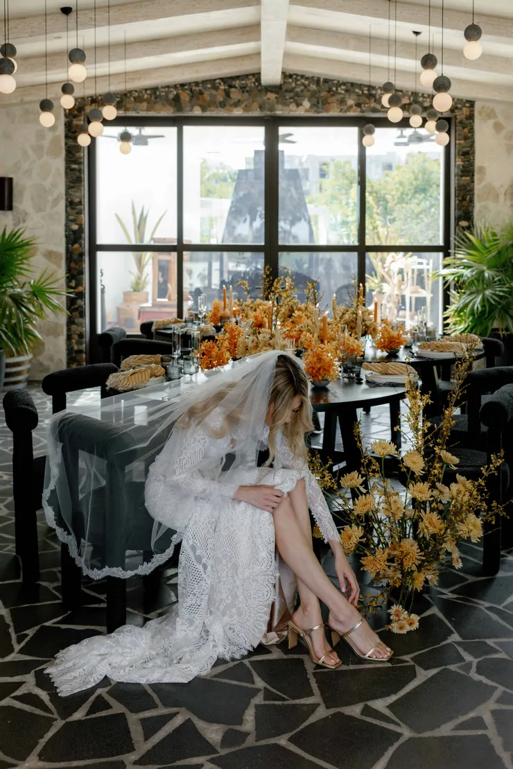 Wtoo by Watters Style #15134 Fili #2 frontface vertical picture