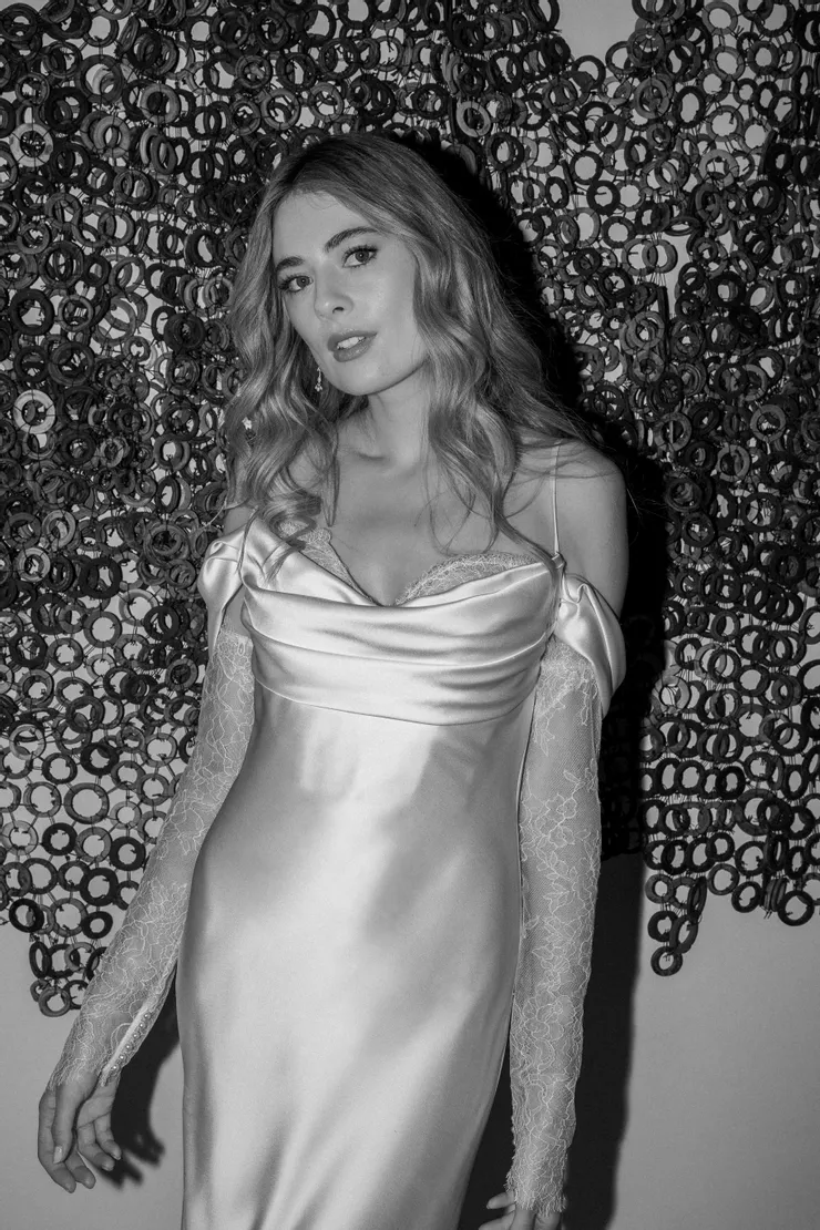 Wtoo by Watters Style #15218 Cam #12 frontface vertical cropped picture