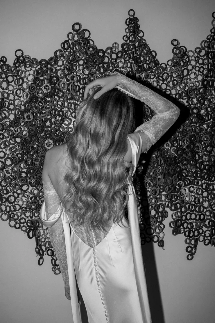 Wtoo by Watters Style #15218 Cam #19 backface vertical cropped picture