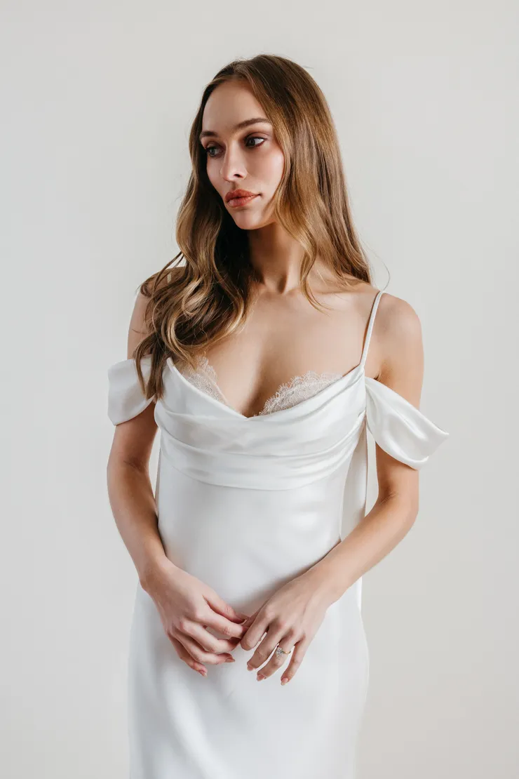 Wtoo by Watters Style #15218 Cam #11 frontface vertical cropped picture