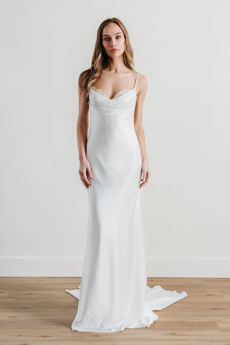 Wtoo by Watters Style #15218 Cam #6 frontface vertical picture