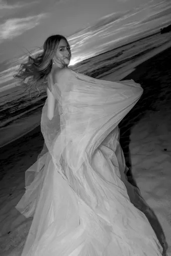 Wtoo by Watters #15610 #36 backface vertical cropped thumbnail