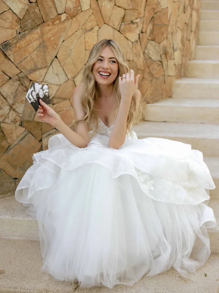 Locket Queenie Style #15783 #1 frontface vertical picture