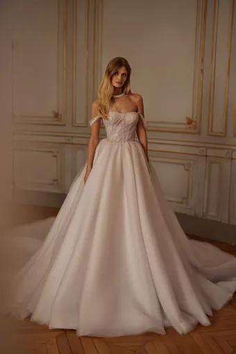 Luce Sposa Arlete #1 frontface vertical thumbnail