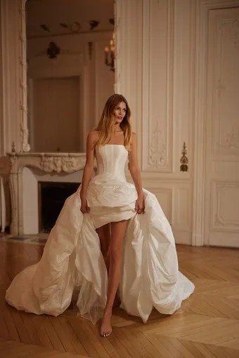 Luce Sposa Blanche #1 frontface vertical thumbnail