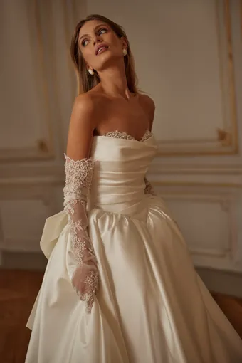 Luce Sposa Charlene #3 frontface vertical cropped thumbnail