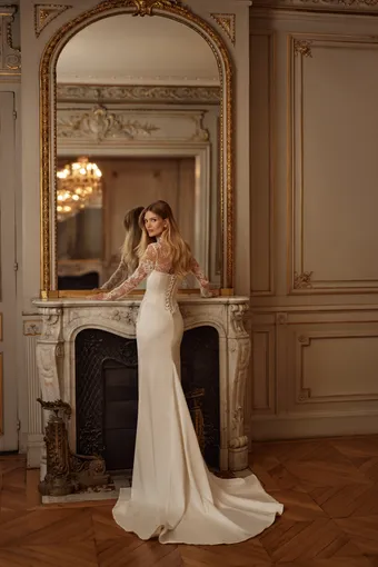 Luce Sposa #2 backface vertical thumbnail