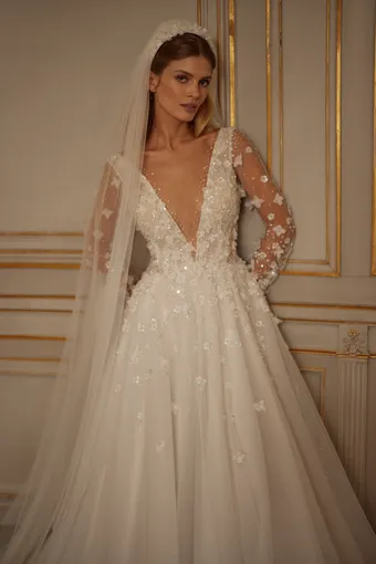 Luce Sposa Seraphine #2 frontface vertical cropped thumbnail
