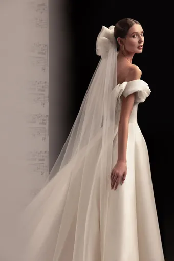 Gemy Maalouf Style #Tender Light #11 backface vertical cropped thumbnail