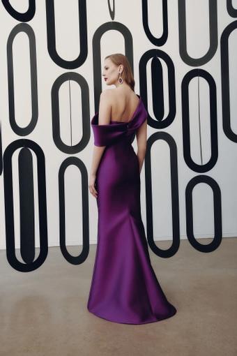 Frascara Style #4925 #1 default backface vertical thumbnail