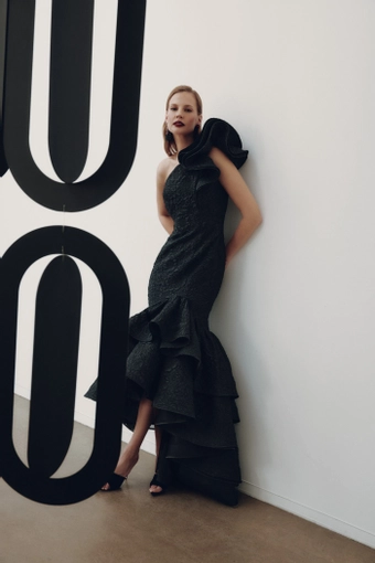 Frascara Style #4932 #1 frontface vertical thumbnail