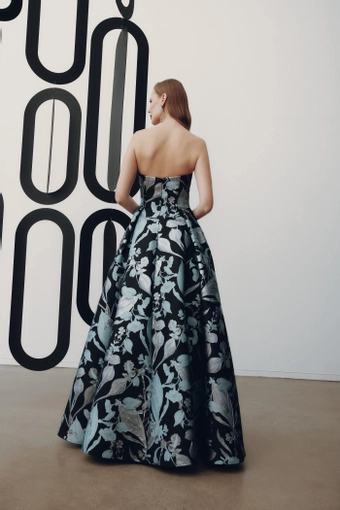 Frascara Style #4945 #1 default backface vertical thumbnail