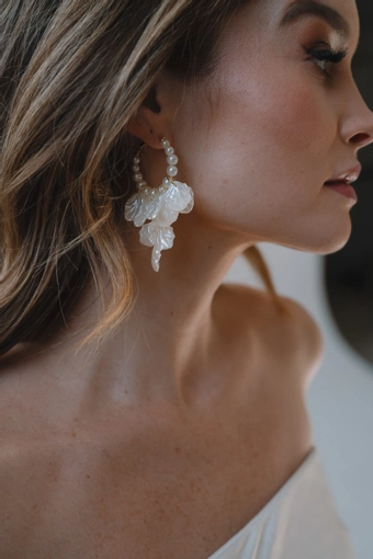 Heirloom Bridal E403 #1 vertical thumbnail