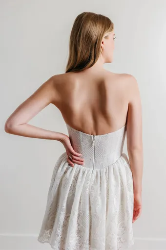 By Watters 32119 Genevive #5 backface vertical cropped thumbnail
