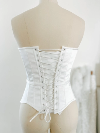 Heirloom Bridal Delancey #1 default backface vertical thumbnail
