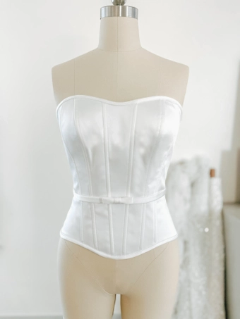Heirloom Bridal Delancey #0 default frontface vertical thumbnail