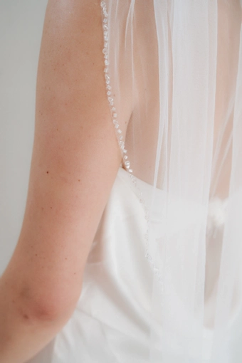 Heirloom Bridal Celeste Fingertip #1 vertical cropped thumbnail