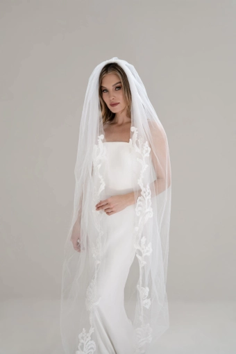 Heirloom Bridal Evelina #0 default frontface vertical cropped thumbnail