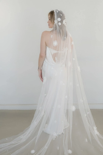 Heirloom Bridal Fleurette #0 default backface vertical thumbnail