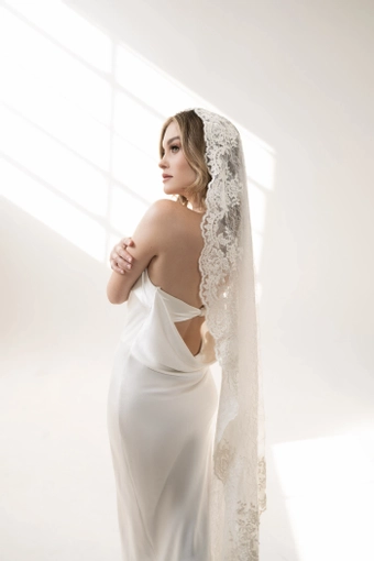 Heirloom Bridal Luciana #2 backface vertical cropped thumbnail