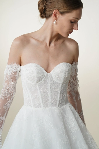Teresa Atelier TA1058 #3 frontface vertical cropped thumbnail