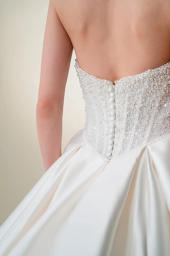 Teresa Atelier TA1074 #4 backface vertical cropped thumbnail