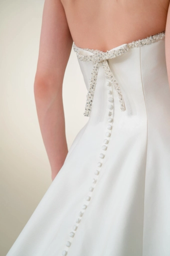 Teresa Atelier WP2471 #4 backface vertical cropped thumbnail